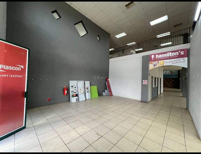 2,616M² WAREHOUSE TO LET IN STRIJDOMPARK